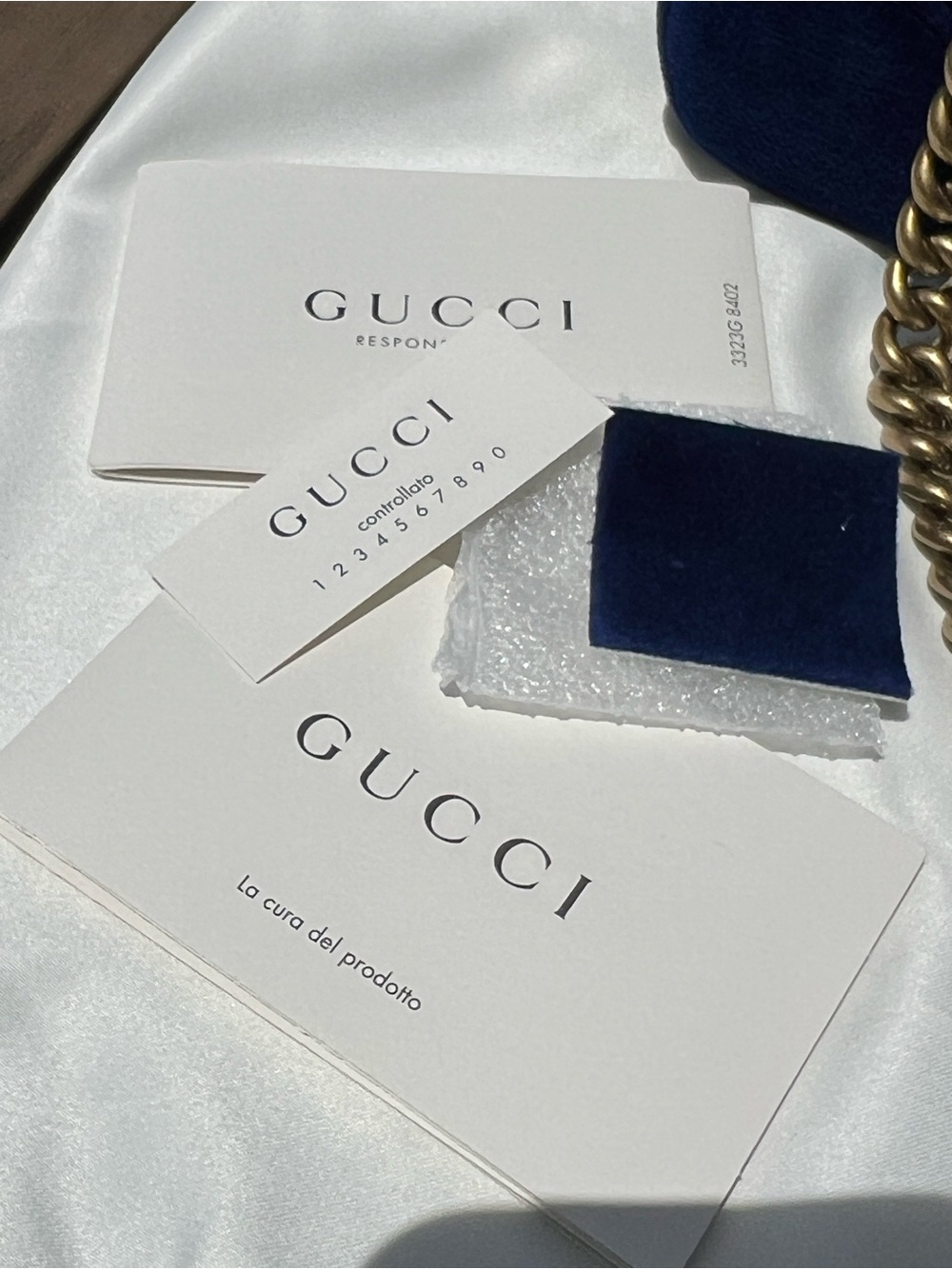 GUCCI GG Marmont Velvet Cobalt Blue Medium Shoulder Bag with duster and cards - Picture 13 of 15